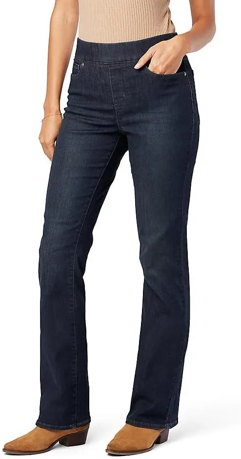 Levi Strauss Signature Gold Women's Totally Shaping Pull-on Bootcut (Also Available in Plus Size)