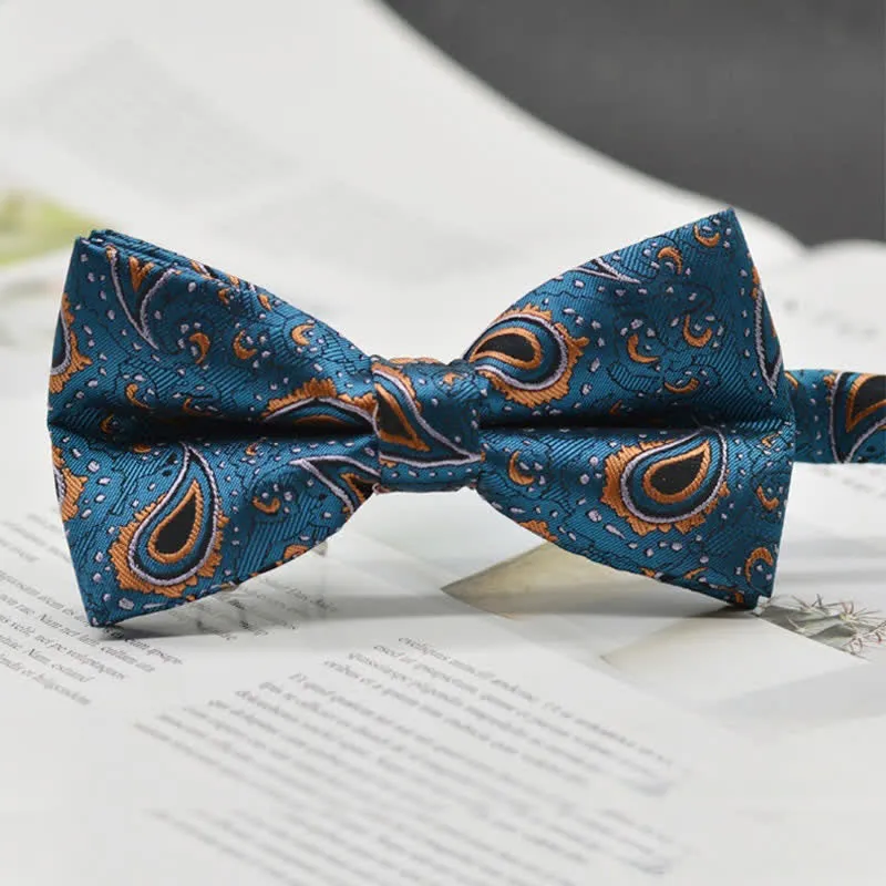 Men's Elegant Paisley Vintage Art Pattern Bow Tie