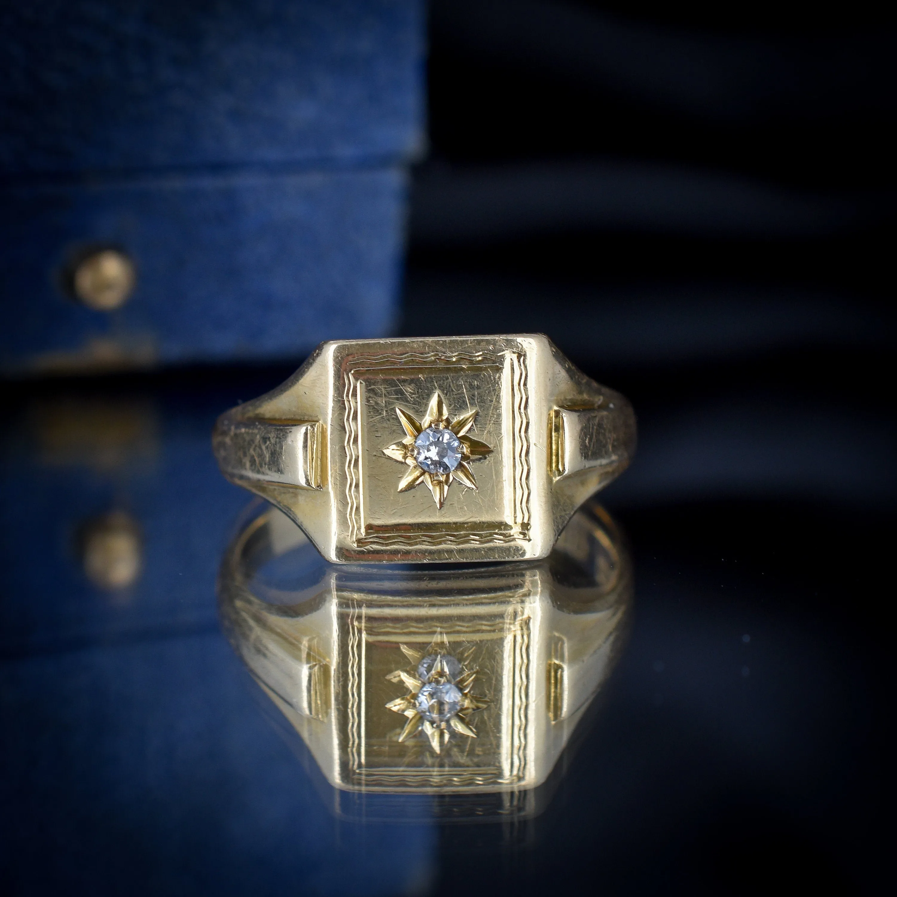 Vintage Diamond Square 18ct Yellow Gold Signet Ring | Dated 1940