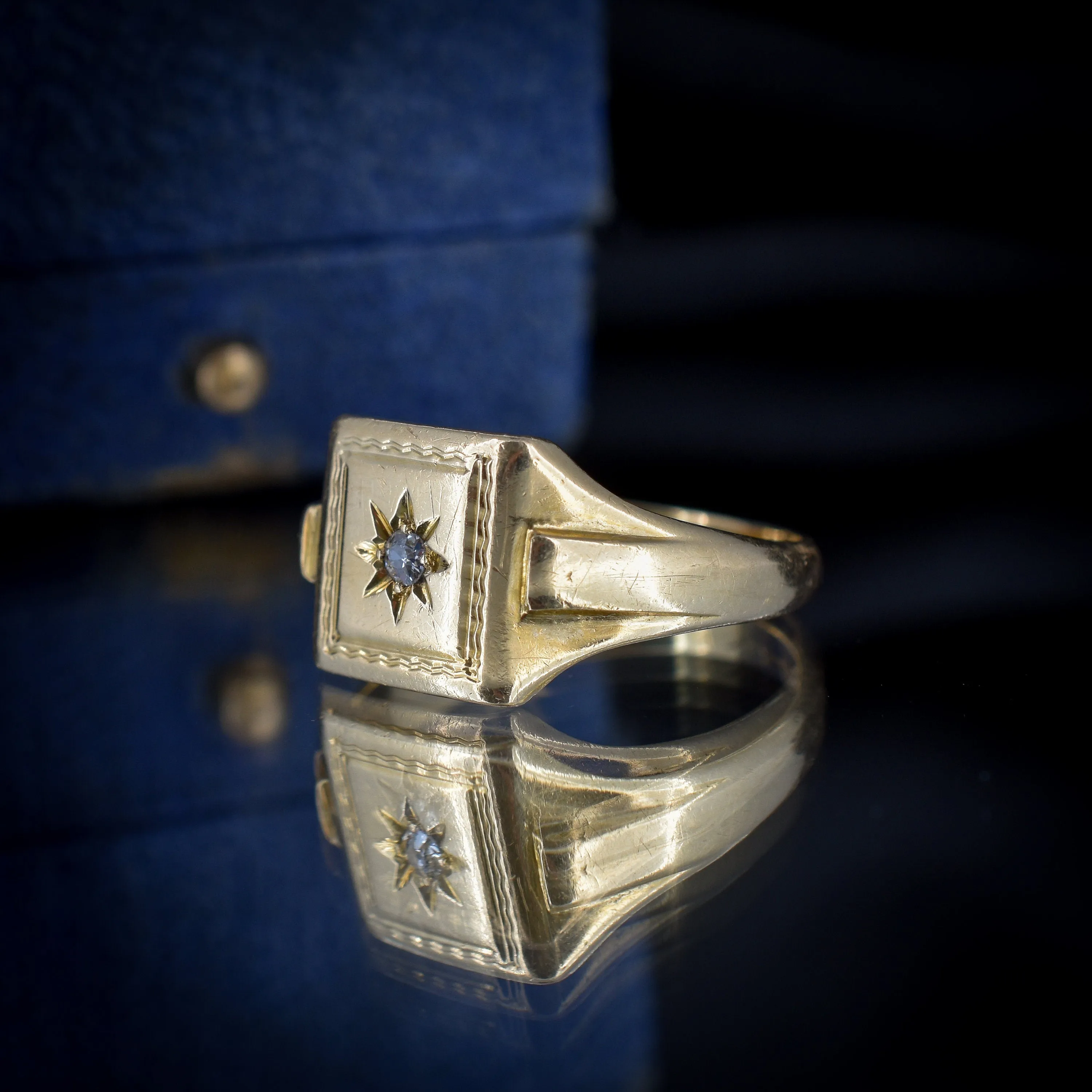 Vintage Diamond Square 18ct Yellow Gold Signet Ring | Dated 1940
